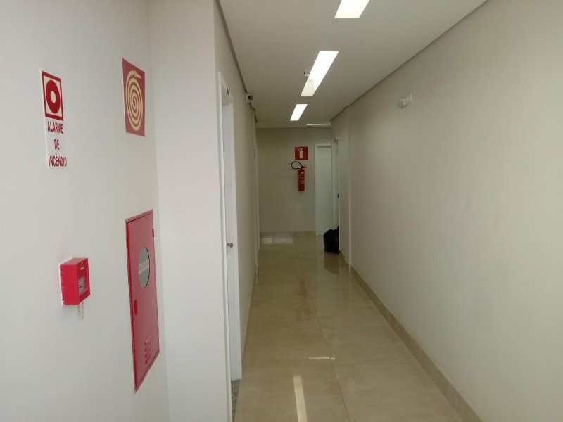 imóvel com 23m² - Cabral - Contagem