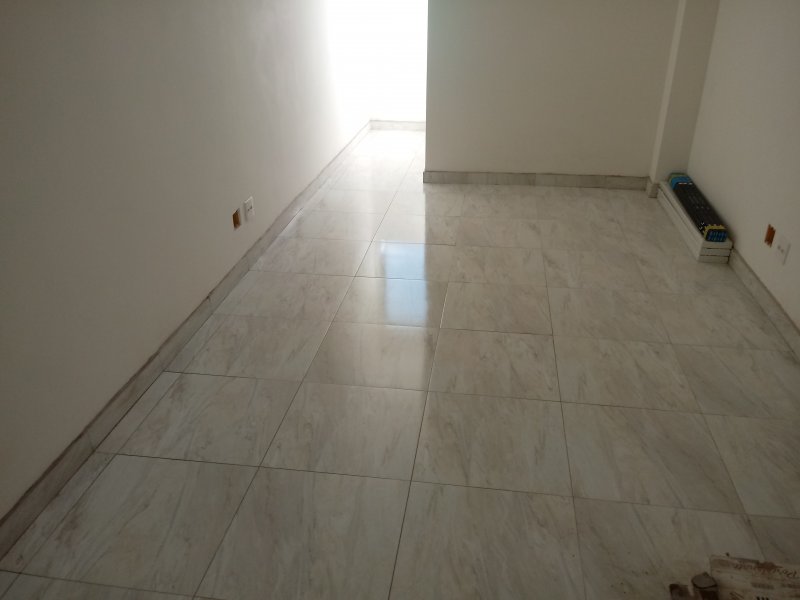 imóvel com 23m² - Cabral - Contagem