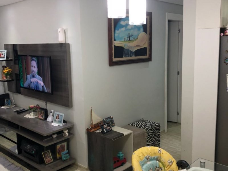 Apartamento à venda Jardim Santo Antônio com 51m² e 2 quartos por R$ 270.000 - 398586345-sala-conceito-aberto.jpeg