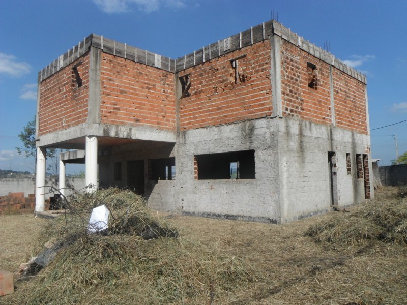 imóvel com 1800m² - Portão - Atibaia