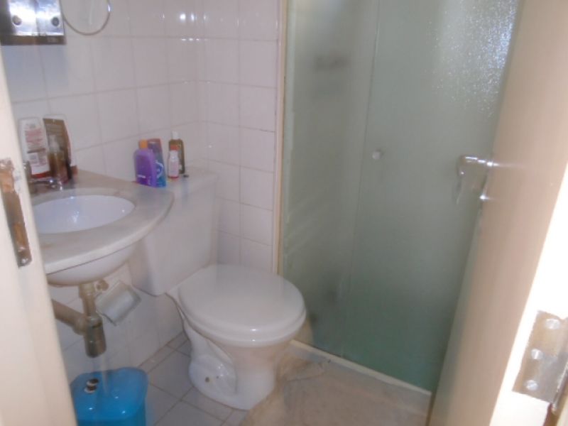 Apartamento à venda com 48m² e 2 quartos por R$ 320.000 - 1363452207-banheiro-1.jpg