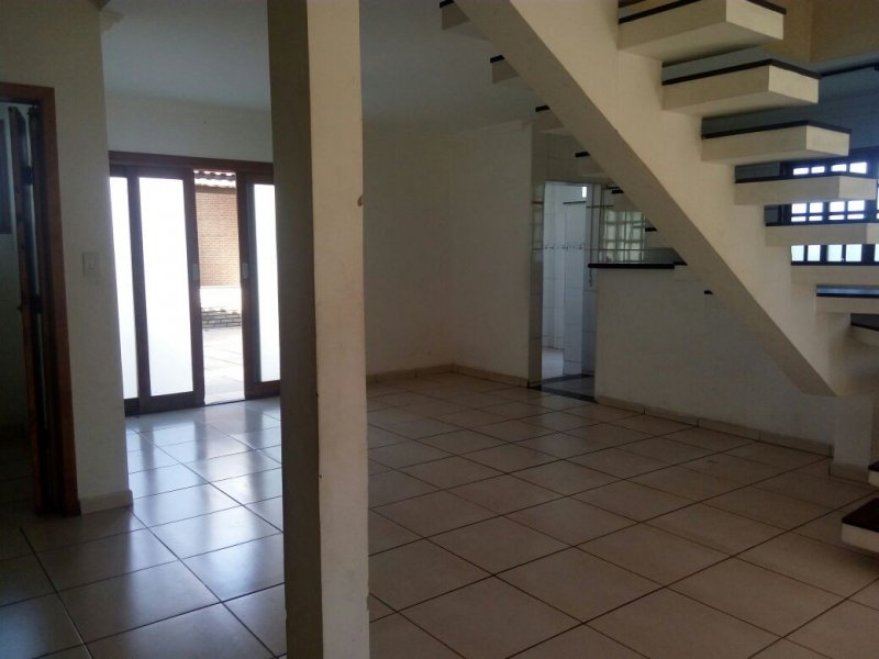 imóvel com 350m² - Parque São Vicente - Mauá