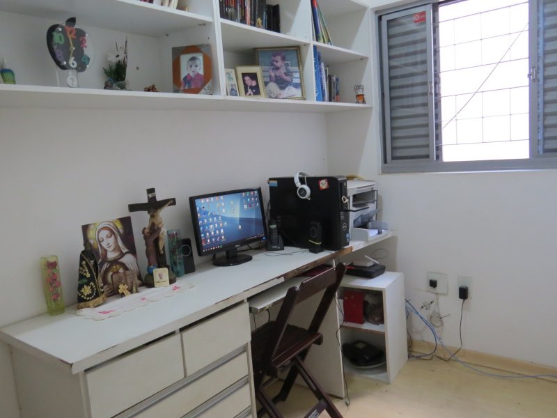 Casa à venda Álvaro Camargos com 212m² e 4 quartos por R$ 630.000 - 2096770996-img-8517.JPG