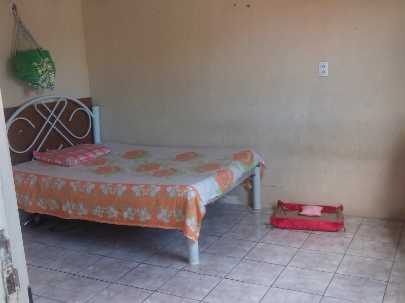 Casa à venda Nova Metrópole com 225m² e 2 quartos por R$ 200.000 - 1408376651-quarto-2.jpg
