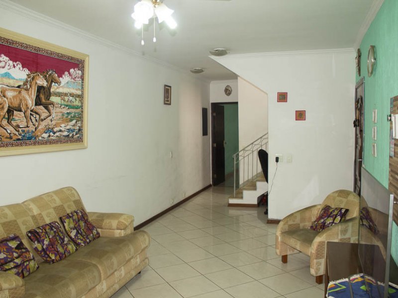 Casa à venda Parque Maria Domitila com 165m² e 3 quartos por R$ 699.000 - 404223446-sala-foto-2.jpg