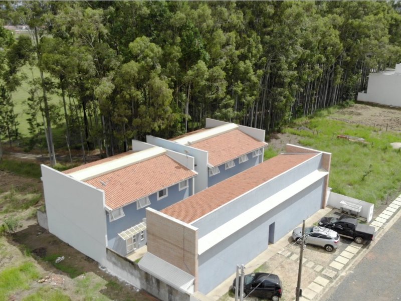 imóvel com 587m² - CENTRO - Campina do Monte Alegre