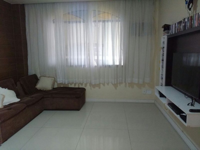 imóvel com 200m² - Trindade - São Gonçalo