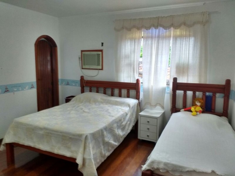imóvel com 200m² - Trindade - São Gonçalo
