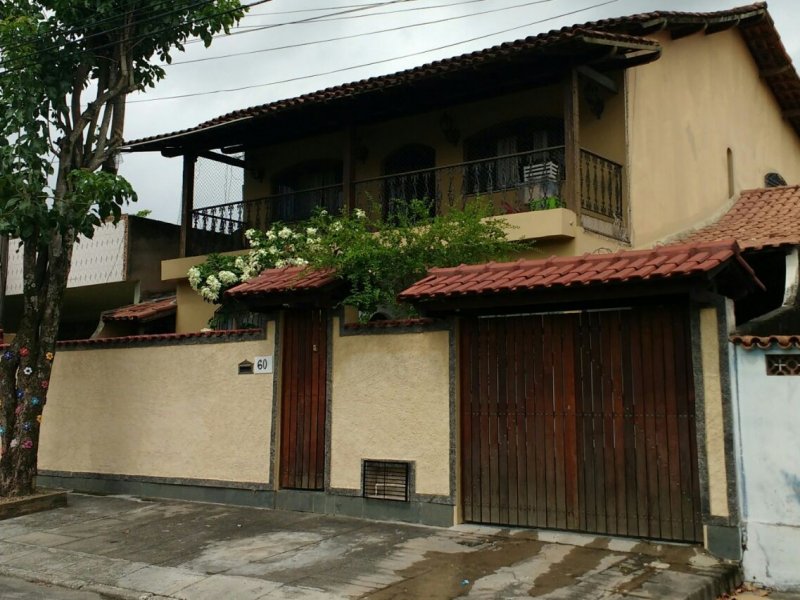 imóvel com 200m² - Trindade - São Gonçalo