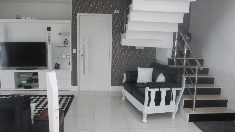 Cobertura à venda com 237m² e 4 quartos por R$ 1.360.000 - 461903113-img-2268.JPG