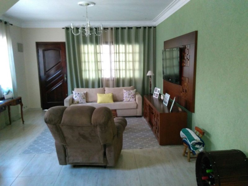 Sobrado à venda Vila Girassol com 250m² e 3 quartos por R$ 450.000 - 1774371267-img-20180424-wa0006.jpg