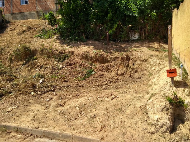 Terreno à venda Colonia Santa Isabel com 200m² e 4 quartos por R$ 30.000 - 2023964106-img-20180505-120320609-hdr1.jpg