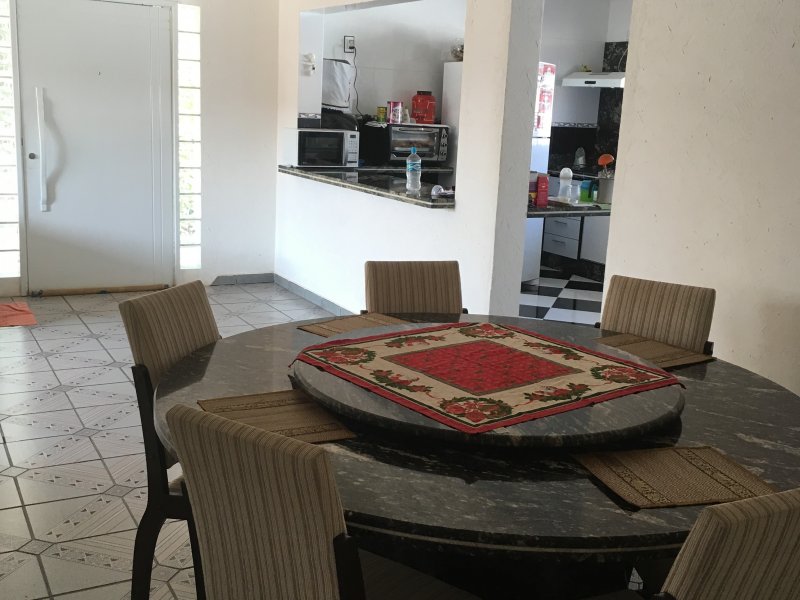 Casa à venda Serra Negra com 1180m² e 5 quartos por R$ 950.000 - 1040694141-ad22e6bf-67b1-4b2a-9e60-f62a53314dd0.jpeg