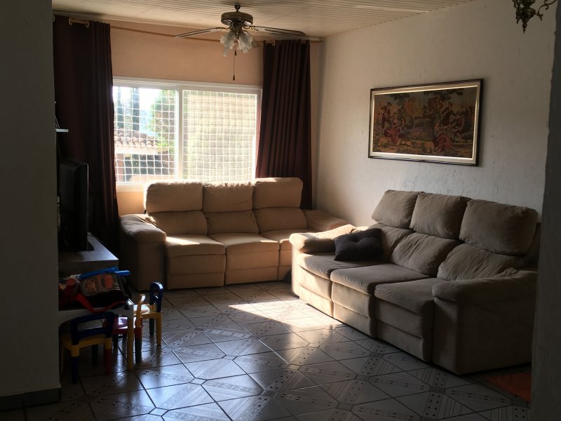 Casa à venda Serra Negra com 1180m² e 5 quartos por R$ 950.000 - 1583762812-711b9cc1-2e18-4abc-a33d-10b3fea502ad.jpeg