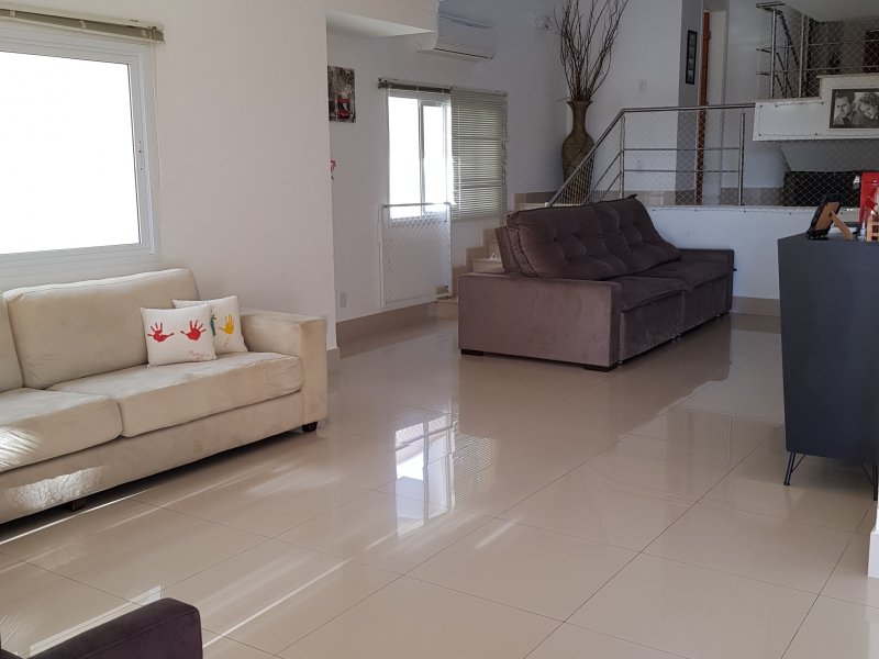 imóvel com 244m² - Loteamento residencial Alphaville - Campinas