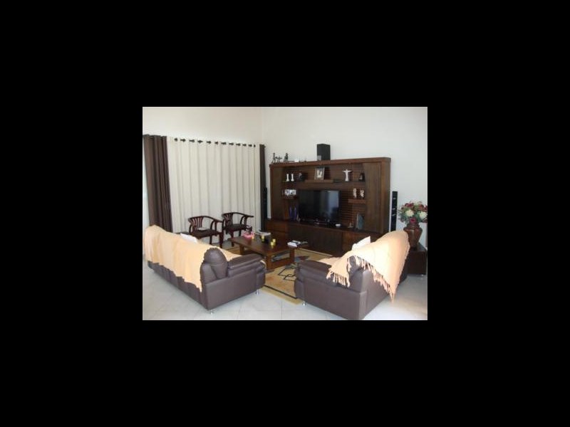 Casa à venda Centro com 330m² e 4 quartos por R$ 850.000 - 265943275-sala-estar.JPG