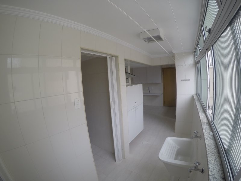 Apartamento à venda Água Branca com 106m² e 3 quartos por R$ 750.000 - 136636913-22-vista2-area-servico.JPG