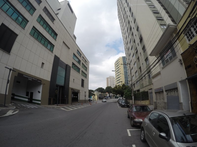 Apartamento à venda Água Branca com 106m² e 3 quartos por R$ 750.000 - 742185228-24-vista-da-rua-predio-shopping.JPG