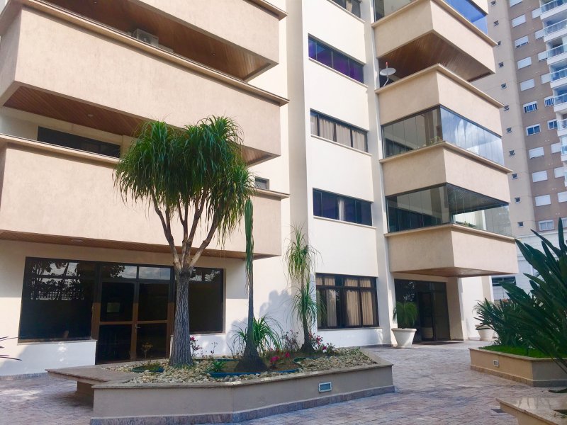 imóvel com 300m² - Vila Alexandria - São Paulo