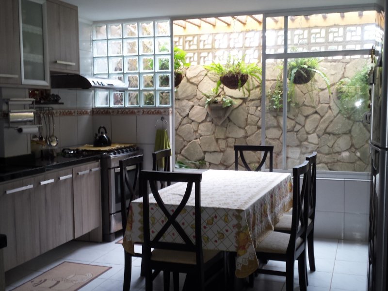 Casa à venda Pontal verde com 360m² e 5 quartos por R$ 790.000 - 1759060221-20140105-122004.jpg