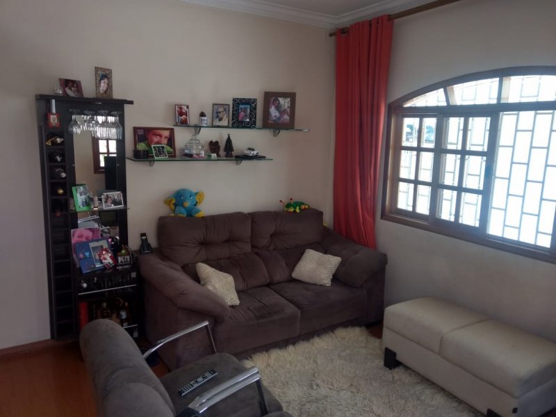 Sobrado à venda Piratininga com 149m² e 2 quartos por R$ 620.000 - 2032390757-sala.jpeg