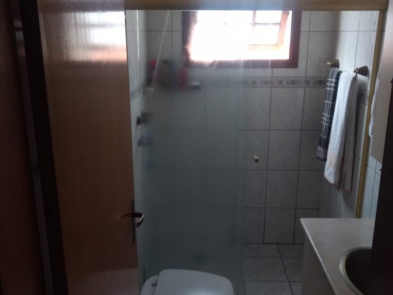 Sobrado à venda Piratininga com 149m² e 2 quartos por R$ 620.000 - 36345048-banheiro-1.jpeg