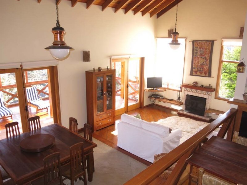 Casa à venda Descansopolis com 340m² e 4 quartos por R$ 1.700.000 - 1493251118-5cedf58b-3125-459d-b692-219ac7ebba9e.jpeg