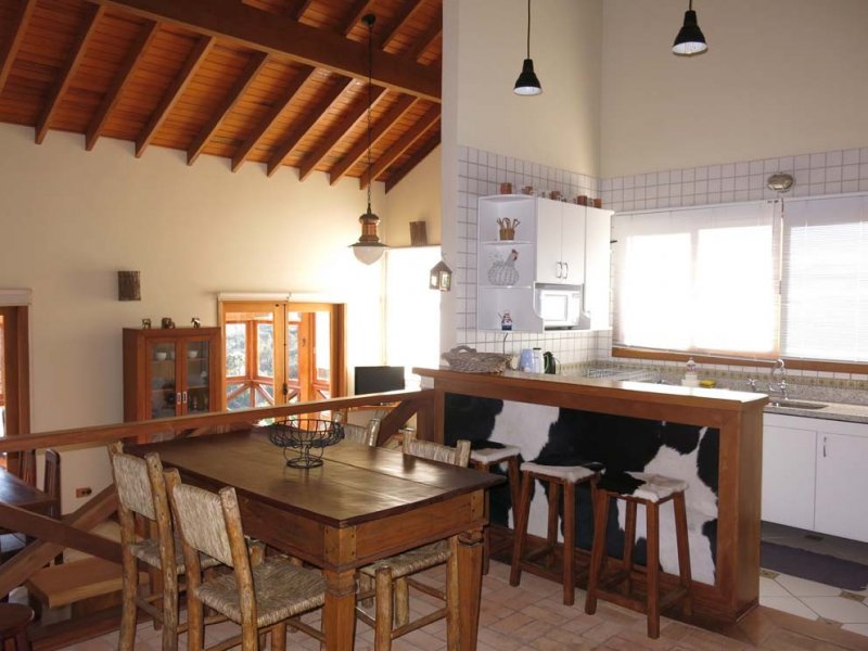 Casa à venda Descansopolis com 340m² e 4 quartos por R$ 1.700.000 - 932907400-ff7a0ef9-1967-48a3-b88f-94c1fad77605.jpeg