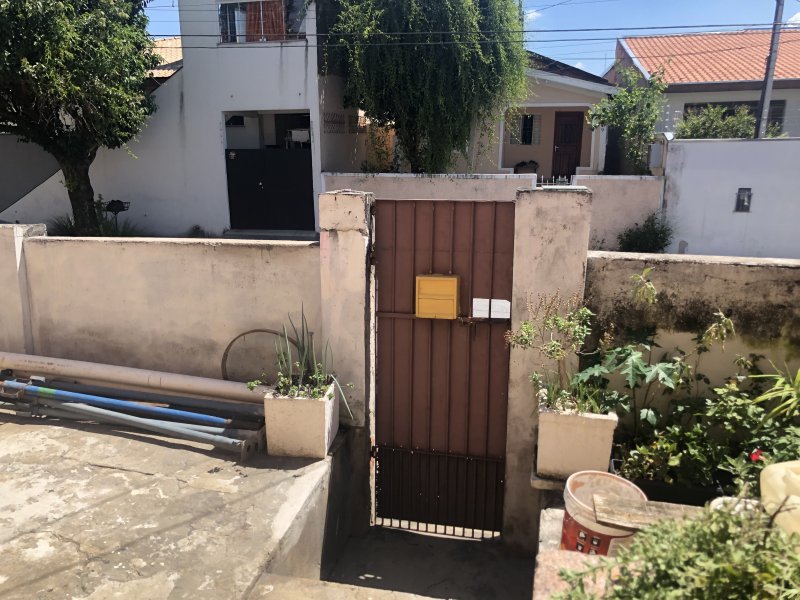 imóvel com 244m² - Vila Jaboticabeira - Taubaté