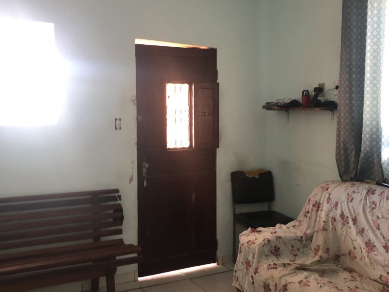 imóvel com 244m² - Vila Jaboticabeira - Taubaté