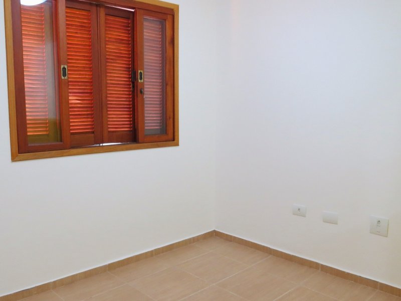Sobrado à venda Parque Maria Domitila com 200m² e  quartos por R$ 690.000 - 1050307986-img-1995.JPG