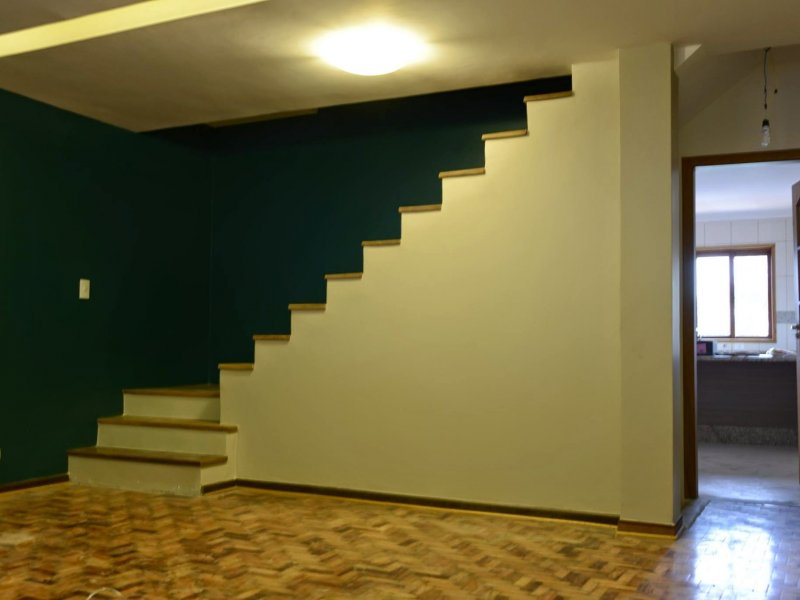 Sobrado à venda Parque Maria Domitila com 200m² e  quartos por R$ 690.000 - 2086053681-1.jpg