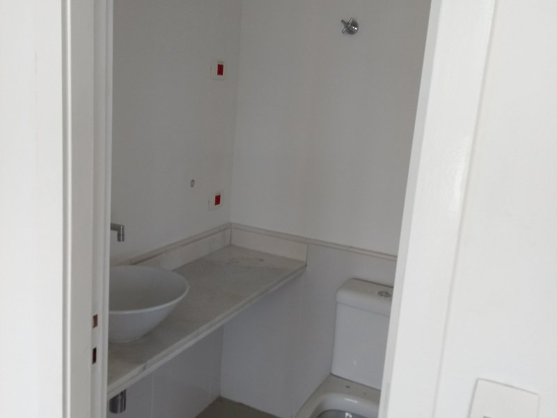 Comercial à venda Vila Gertrudes com 42m² e 0 quartos por R$ 548.000 - 646119312-img-20180331-124856491.jpg
