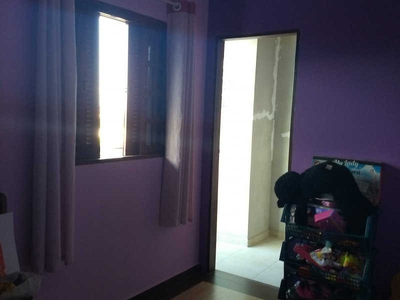 Sobrado à venda Jardim Santa Lidia com 245m² e  quartos por R$ 460.000 - 705698729-img-20180518-160744932.jpg