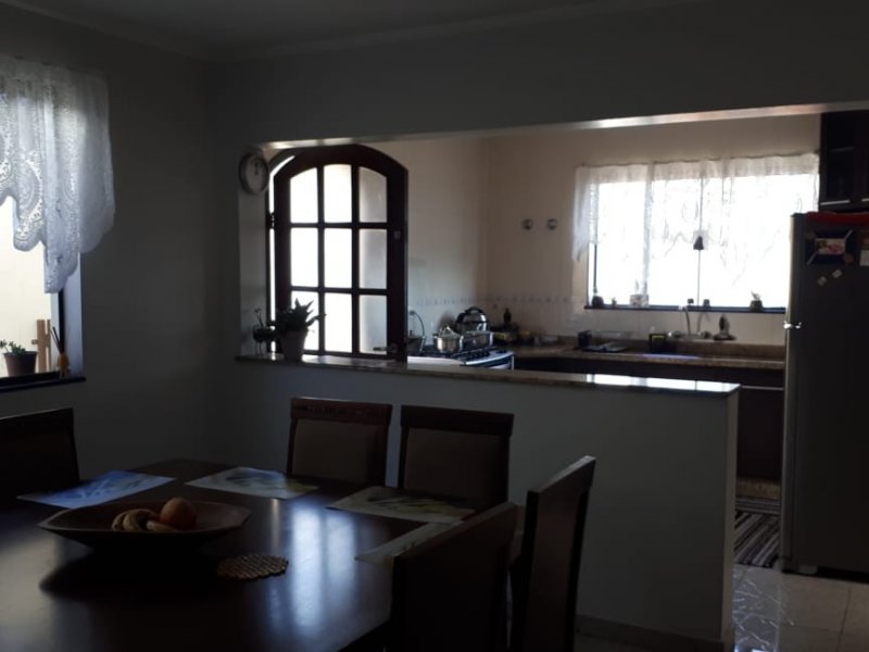 Sobrado à venda Jardim Panorama (Zona Leste) com 150m² e 3 quartos por R$ 550.000 - 1530959139-cozinha-mesa-de-jantar.jpeg