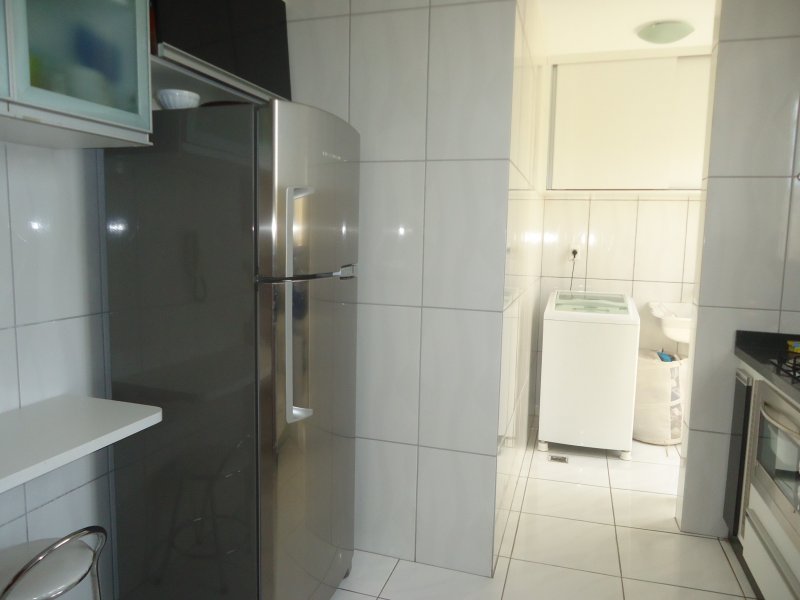 Apartamento à venda Europa com 85m² e 3 quartos por R$ 350.000 - 2010495033-dsc03021.JPG