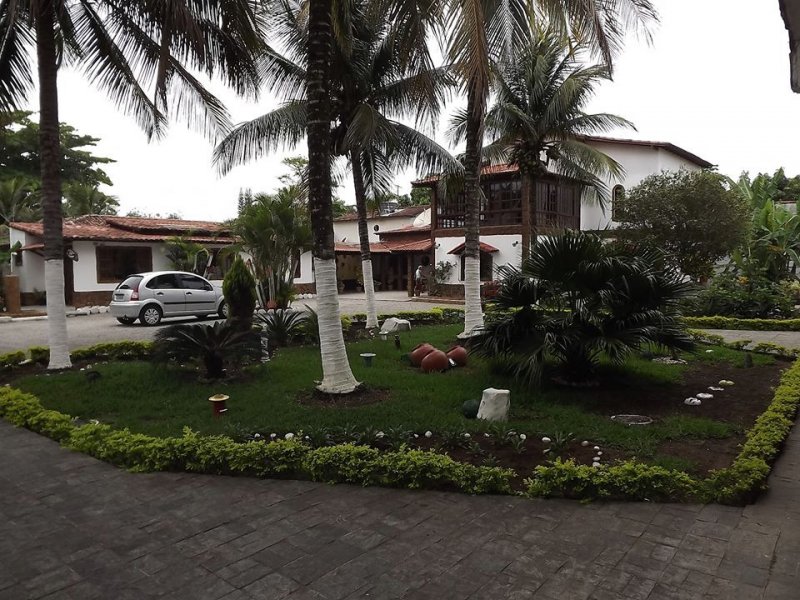 imóvel com 1500m² - Costazul - Rio das Ostras
