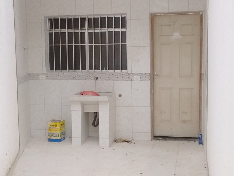 Casa de condomínio à venda Jardim dos Bandeirantes com 64m² e 2 quartos por R$ 180.000 - 423606507-cs-273-area-de-servico-coberta-com-laje.jpg