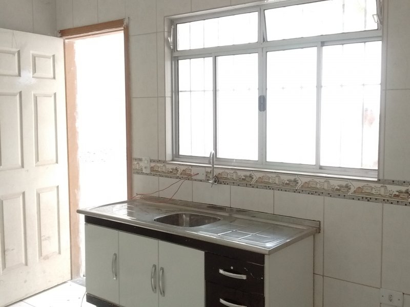 Casa de condomínio à venda Jardim dos Bandeirantes com 64m² e 2 quartos por R$ 180.000 - 761458540-cs273-cozinha.jpg