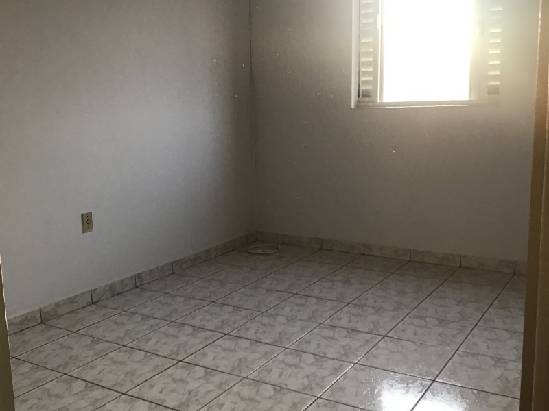 Apartamento à venda Subsetor Leste - 2 (L-2) com 116m² e 3 quartos por R$ 280.000 - 1540761390-img-2775.JPG