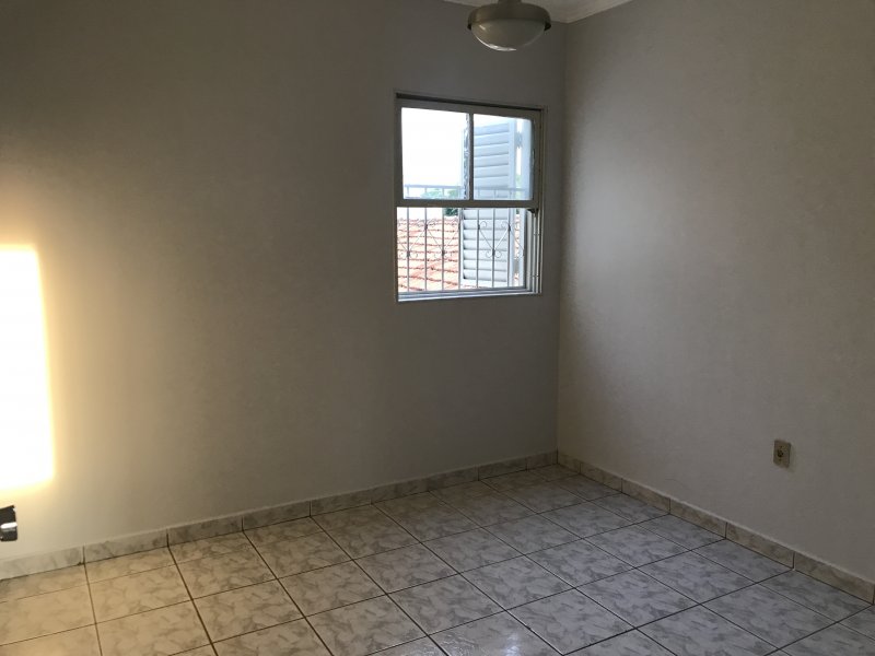 Apartamento à venda Subsetor Leste - 2 (L-2) com 116m² e 3 quartos por R$ 280.000 - 331575589-img-2779.JPG