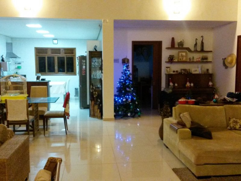 imóvel com 756m² - Chácara Palmeirinha - Chácara Palmeirinha
