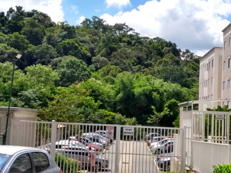 Apartamento à venda com 50m² e 3 quartos por R$ 240.000 - 466188722-entrada-portao.jpg