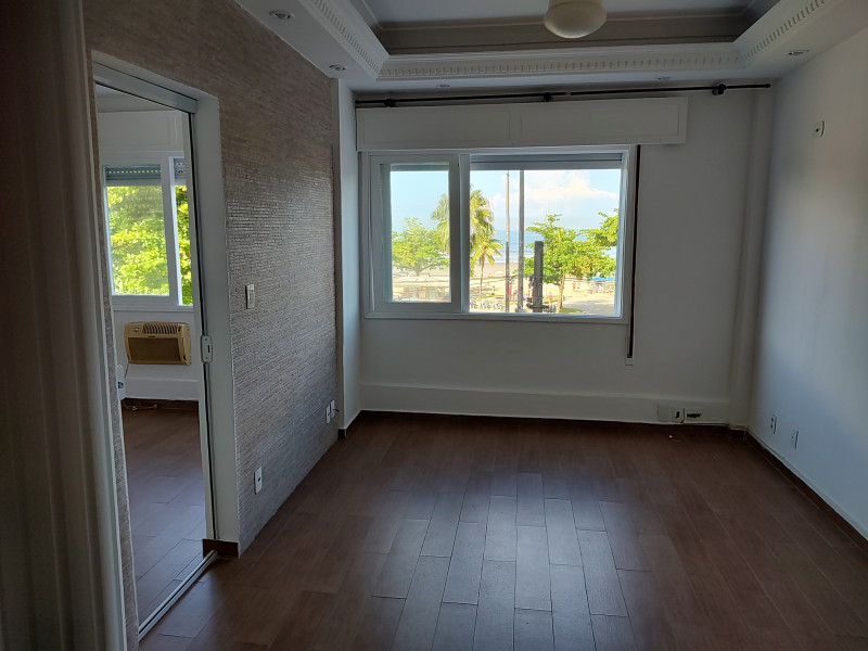 Apartamento à venda Embaré com 60m² e 1 quarto por R$ 420.000 - img-20250327-091355441-hdr.jpg