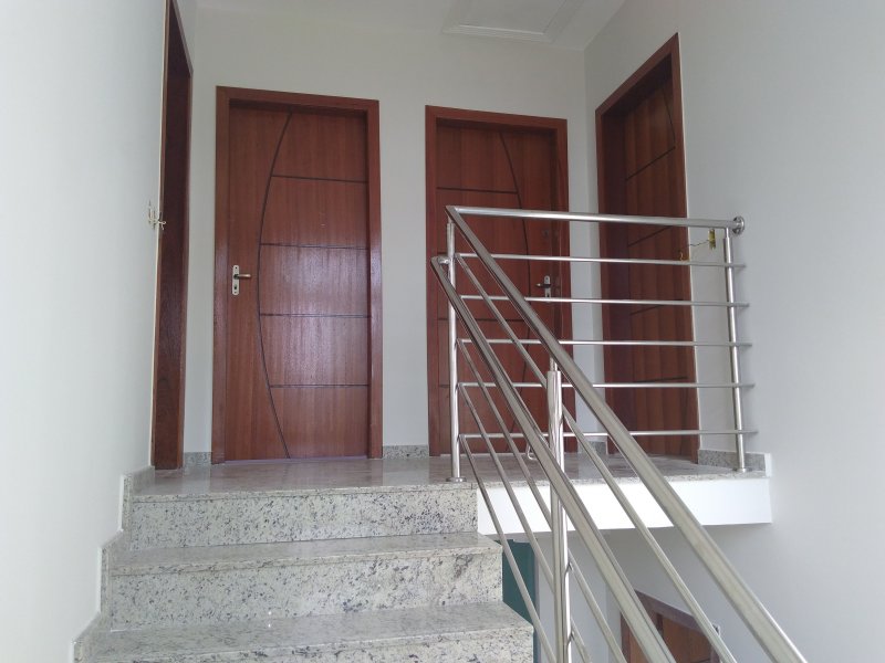 imóvel com 136m² - Lúcio de Abreu - Contagem