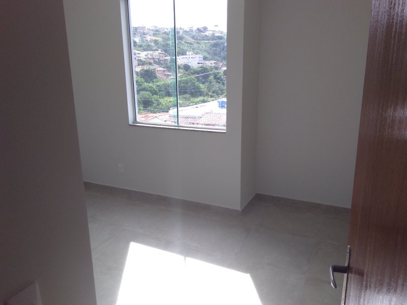imóvel com 136m² - Lúcio de Abreu - Contagem
