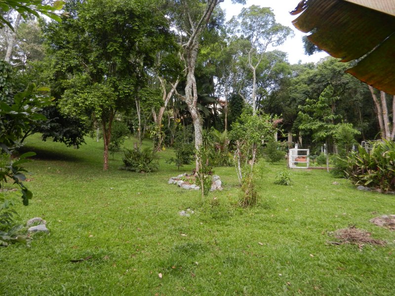 Casa à venda Paisagem Renoir com 603m² e 4 quartos por R$ 1.850.000 - 1074589172-quintal4.JPG