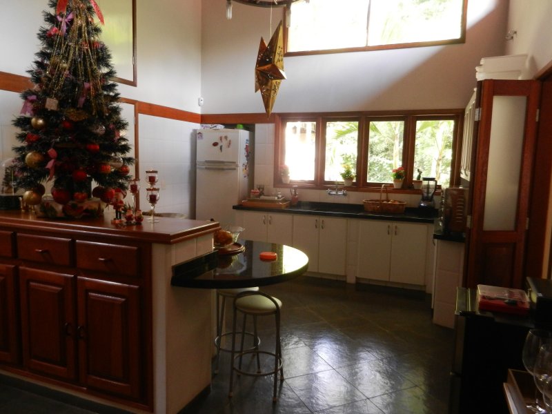 Casa à venda Paisagem Renoir com 603m² e 4 quartos por R$ 1.850.000 - 184519542-cozinha.JPG