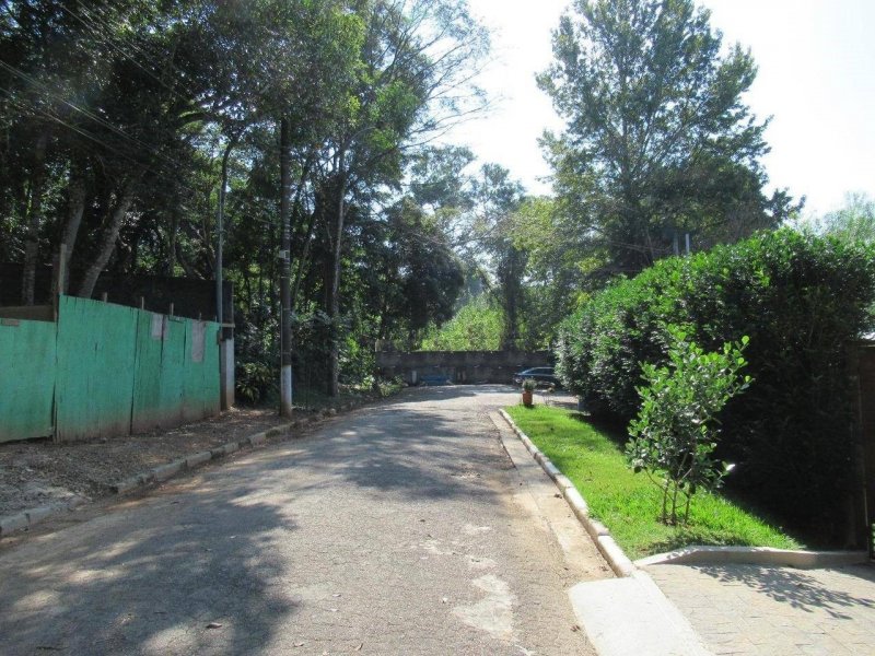 imóvel com 1420m² - Parque Dom Henrique - Cotia