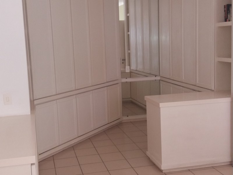 imóvel com 376m² - Morro do Botelho - Guarujá